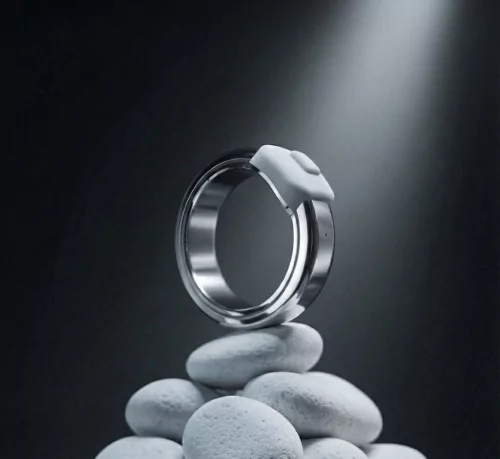 Pebble’s founder introduces a $75 AI smart ring for recording brief notes with a press of a button