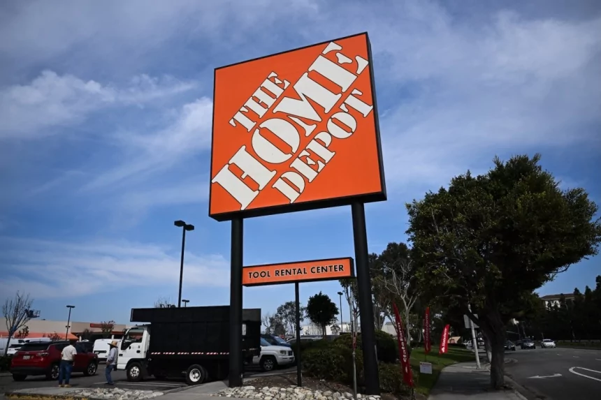 Home Depot exposed access to internal systems for a year, says researcher