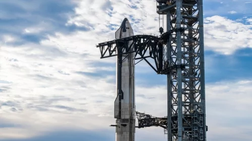 Report: Google and SpaceX in talks to put data centers into orbit