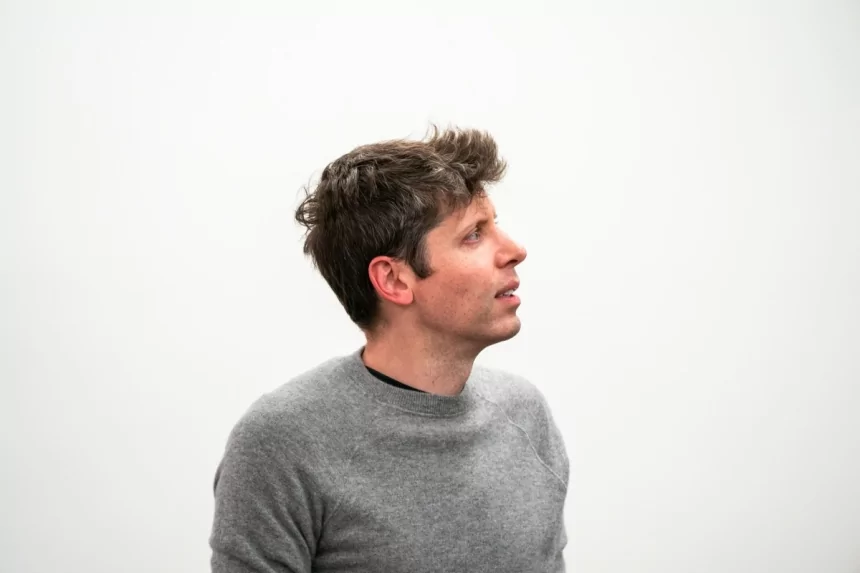 Sam Altman makes ‘mic drop’ offer to every Y Combinator startup