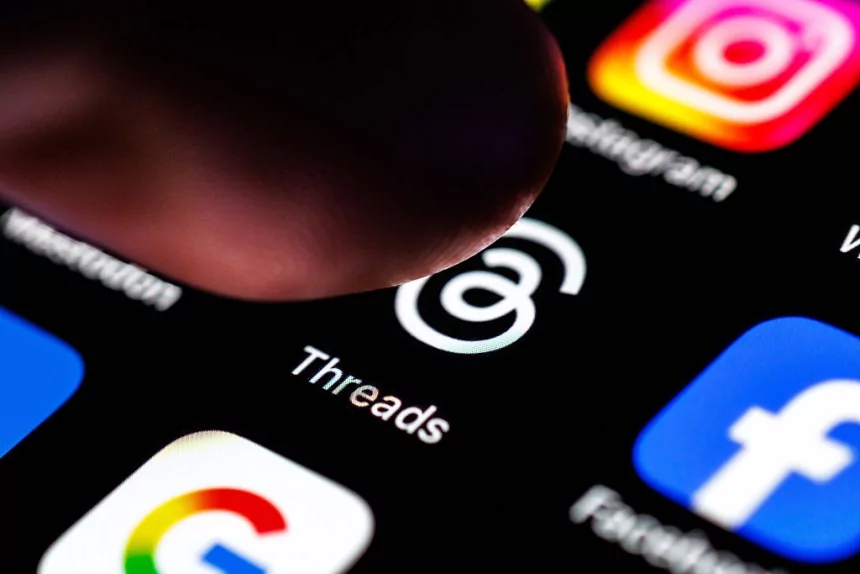 Threads adds new features to Live Chats as it expands access